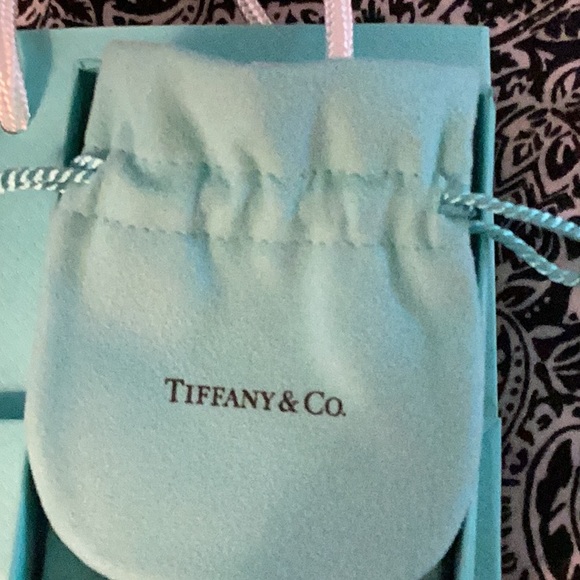 Tiffany & Co. Silver Necklace - Picture 3 of 7
